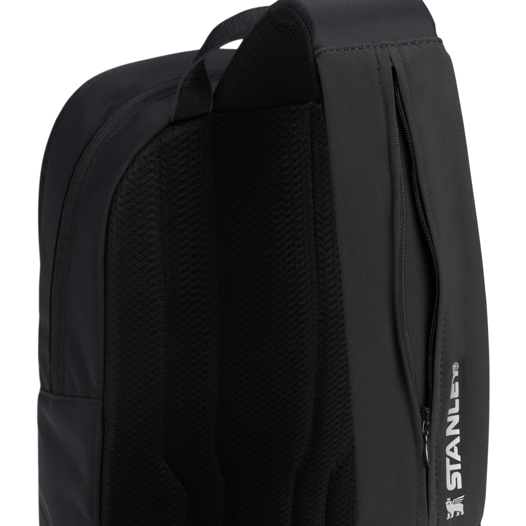The Vitalize™ Crossbody Bag | 10 QT